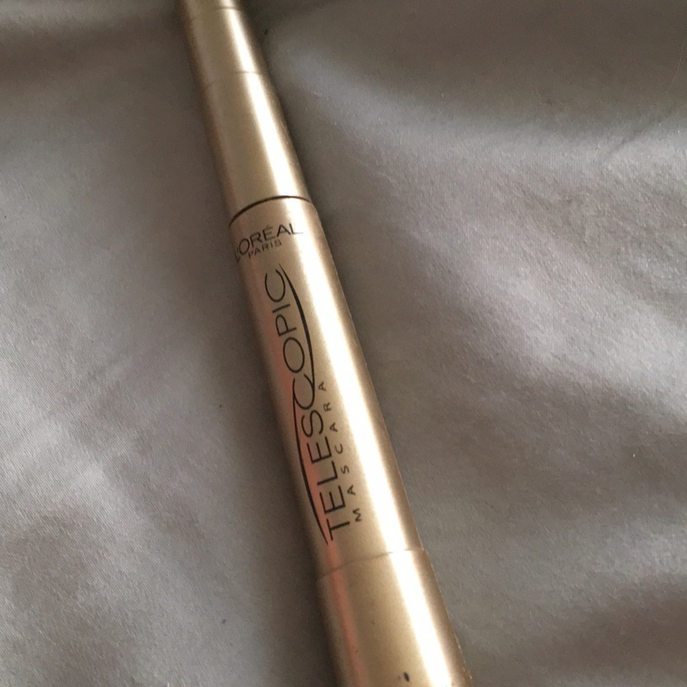 mascara